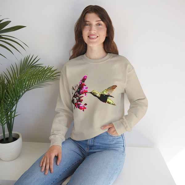 Hummingbird Sip Unisex Heavy Blend™ Crewneck Sweatshirt