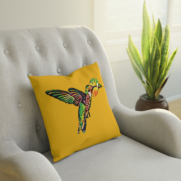 Hummingbird Emerald Sip Yellow Cushion