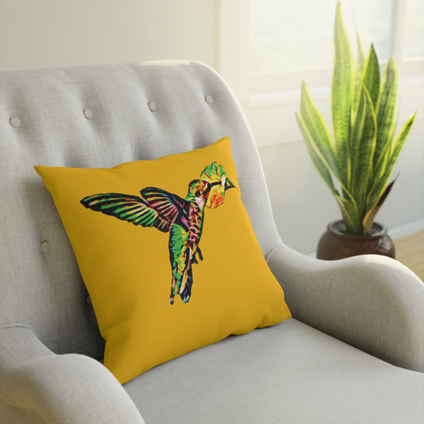 Hummingbird Emerald Sip Yellow Cushion