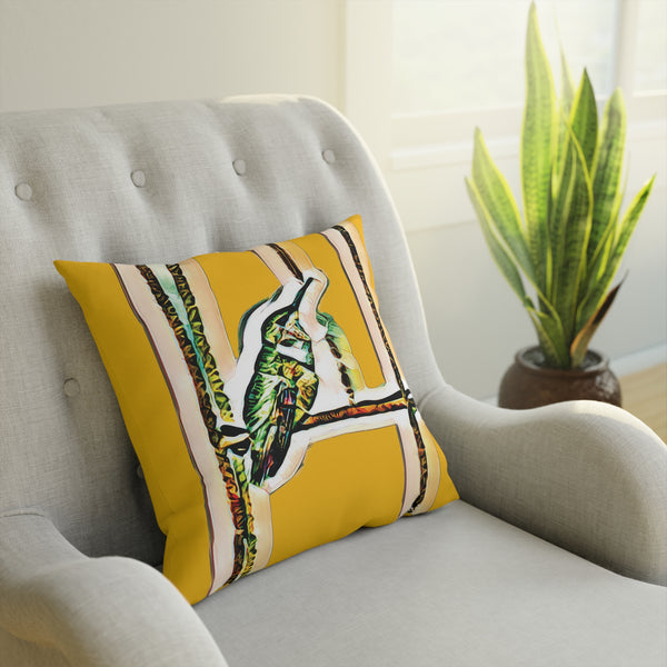 Hummingbird Emerald Yellow Cushion